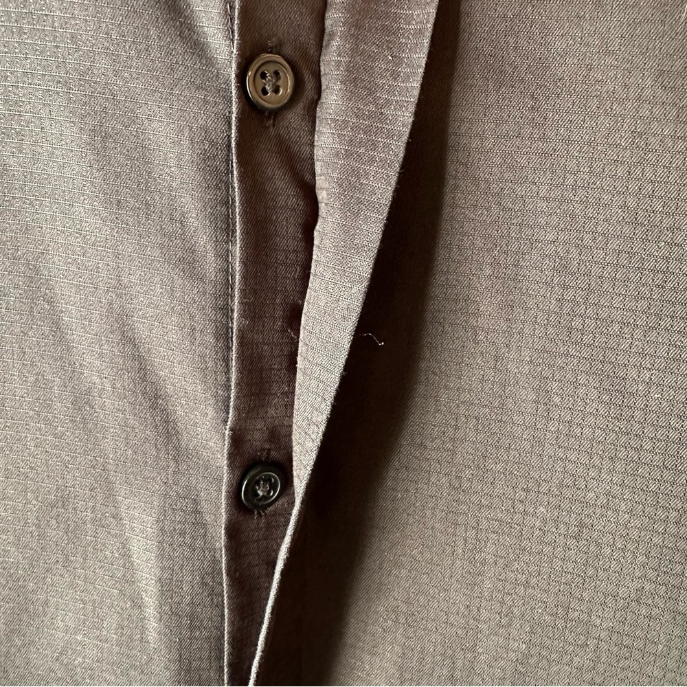 Calvin Klein Men’s Black Dress Shirt - Picture 4 of 6